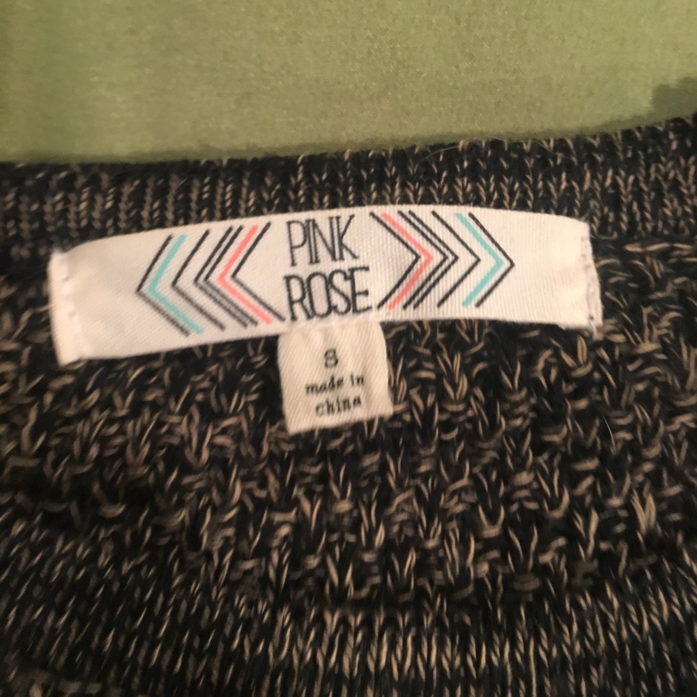 Sweater - Picture 2 of 4